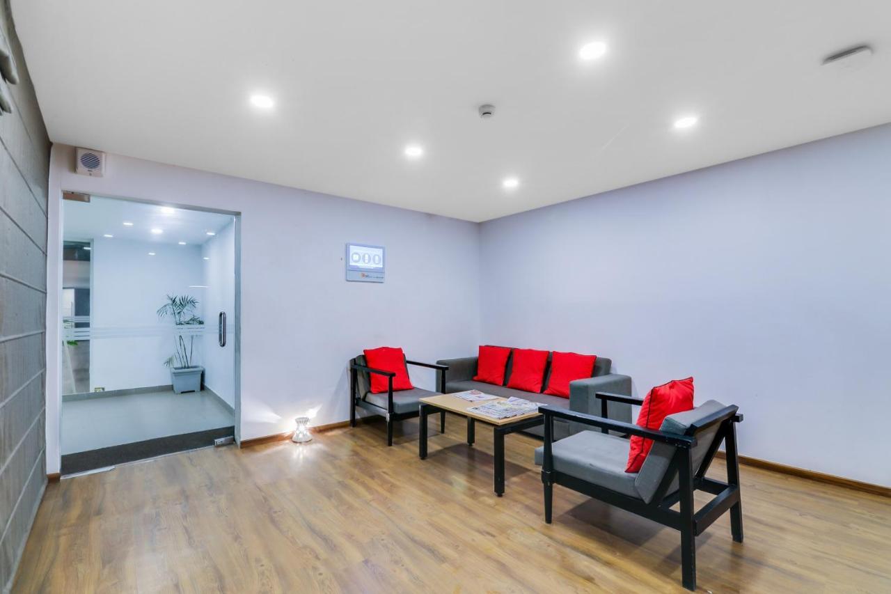 Oyo Townhouse 87 Spartan Nagar Ченнаи Экстерьер фото